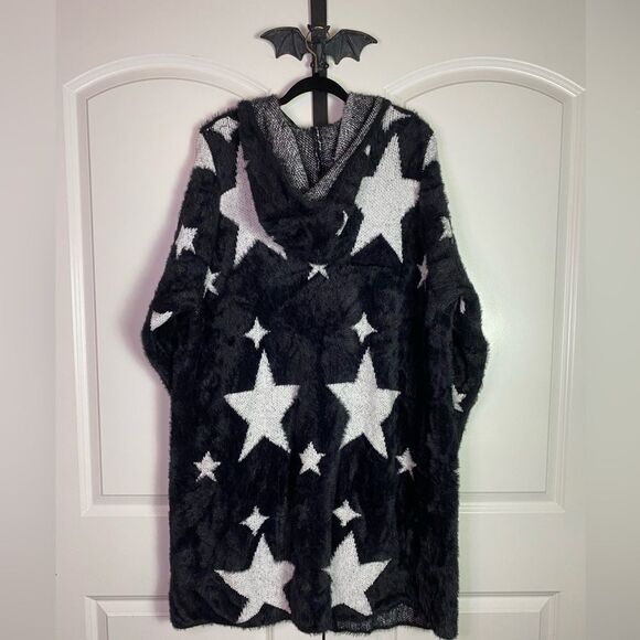 Torrid Hooded fuzzy Star Cardigan Black & White, Pockets, Stretch size 3… - Picture 6 of 16